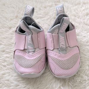 nike pink sneakers toddler